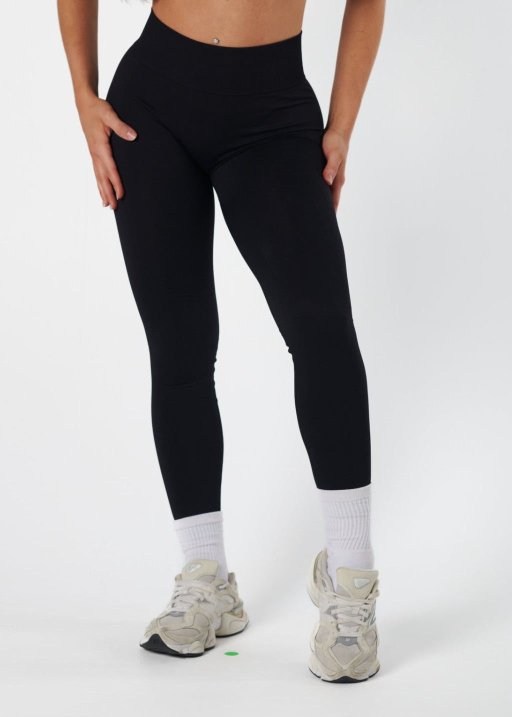 SIGNATURE SCRUNCH LEGGINGS - LIQUORICE
